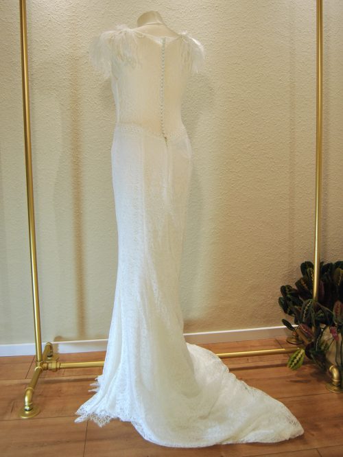 Ansicht hinten: Brautkleid von Luna Novias in Größe 40