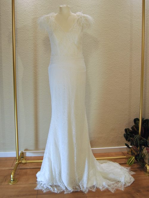 Ansicht vorne: Brautkleid von Luna Novias in Größe 40