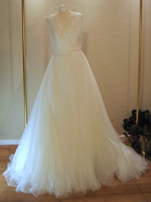 Ansicht vorne: Brautkleid von Luna Novias in Größe 42