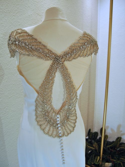 Ansicht Detail: Brautkleid von ALMA in Größe 38