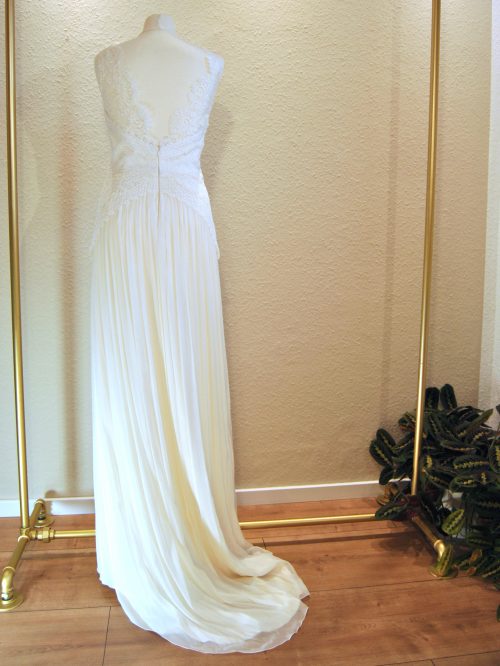 Ansicht hinten: Brautkleid von kisui Berlin in Größe 40